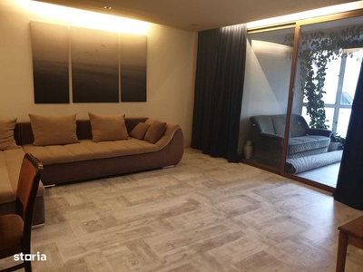 Apartament 3 camere decomandate, zona centrala-Cîmpia Islaz