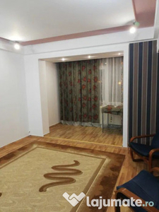 Apartament 3 camere,Pta Centrala,et 2,mobilat si utilat