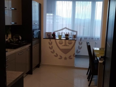 Apartament cu 2 camere, cartier Cetate, zona Kaufland.