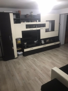 Apartament cu 2 camere, de vanzare in Curtea de Arges, zona Fagaras