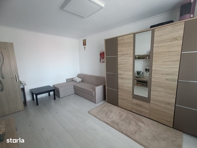 Apartament de vanzare 2 camere, centrala proprie, bloc nou, zona Emin