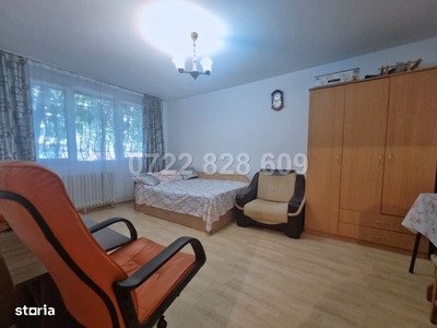 Vila Șerbanesti- 5 camere- 700 mp teren