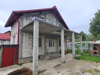 Casa, Curtea de Arges, Cartier Progresul