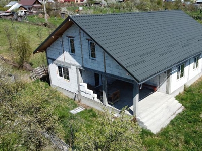 Casa, Curtea de Arges, Valea Uleiului.