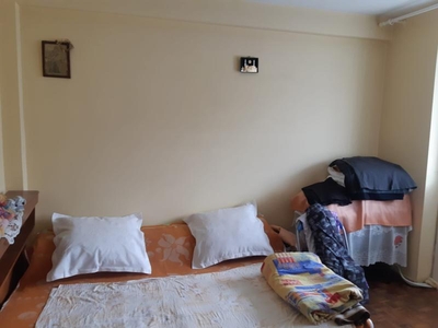 De vanzare apartament 3 camere zona Hipodrom