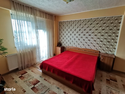 Apartament decomandat , zona Imparatul Traian !