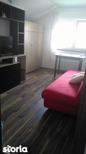 Inchiriez apartament 2 camere. nou, centru!