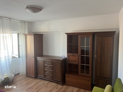 Proprietar vând apartament 2 camere Top City Tractorul (zona coresi)