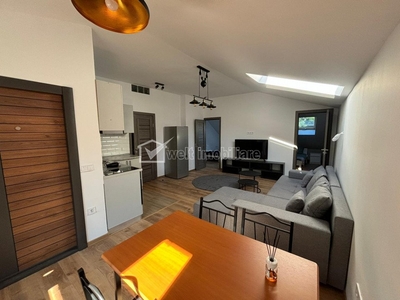 Oportunitate! Apartament in vila, cu doua camere, zona centrala!