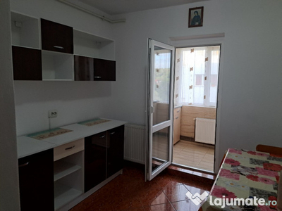 Super oferta De închiriat apartament cu 2 camere Pajura