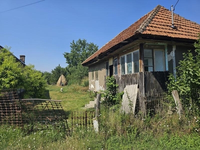 Teren de vanzare in Albestii de Arges ( 806 mp )