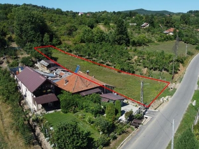 Teren de vanzare in Valea lui Enache ( 1384 mp )