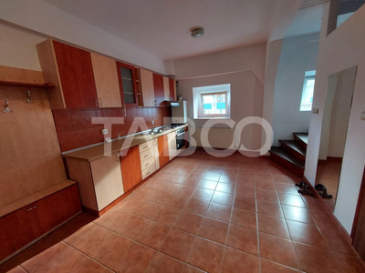 Apartament 2 camere 40 mpu mobilat si utilat in zona Terezia