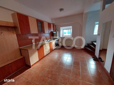 Apartament 2 camere 40 mpu mobilat si utilat in zona Terezian