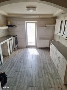 Apartament 2 camere decoamandat zona Lipovei Iulius Mall