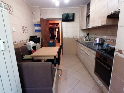 Apartament 2 camere Tulnici, Sector 4, vand ap