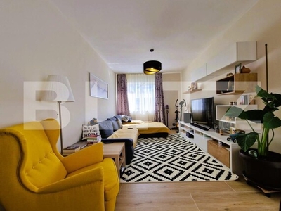 Apartament 3 camere, 72 mp, 2 balcoane, parcare, bloc nou