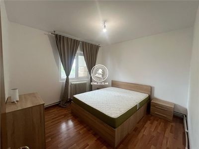 Apartament 3 camere de vanzare Nicolina