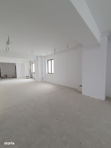 Apartament cu 3 camere, zona Fortuna, Arad