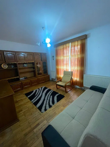 Apartament cu 2 camere decomandate -Zona Ultracentrala