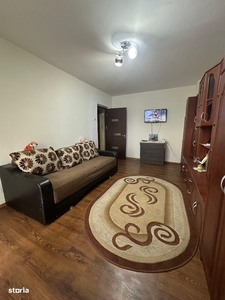 Apartament cu 2 camere, localizat în zona de jos a orașului.