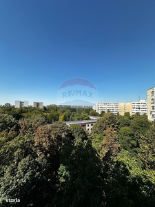 Apartament cu 3 camere de vânzare în zona Alexandru Obregia