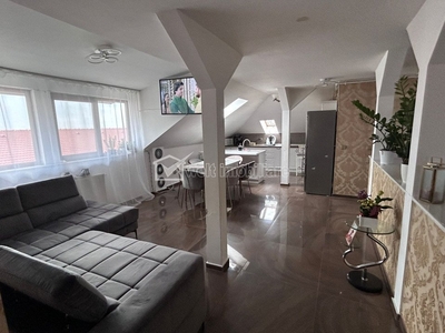 Apartament de 3 camere, 99 mp, de vânzare în cartierul Bună Ziua