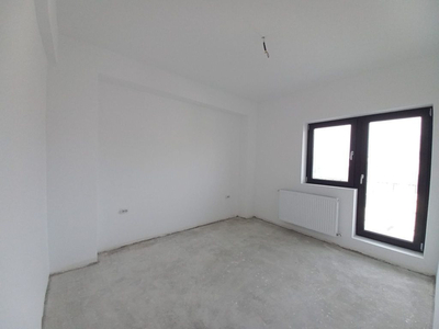 Apartament Gata De Mutat Decomandat 15 Min Metrou Brancov...