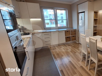 Apartamentul ideal! 3 camere, gradina, garaj, boxa si priveliste!