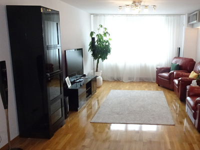 Vand apartament 4 camere decomandat in Deva