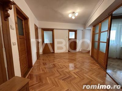 Apartament 2 camere 58 mp 2 balcoane Central Alba Iulia