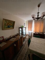 Apartament | 2camere | Semidecomandat | Piata Unirii