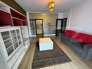 Sub pretul pietei! Apartament 2 camere, 58 mp, intermediar, parcare, zona Porii