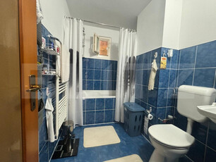 Apartament 2 camere decomandat etaj 1