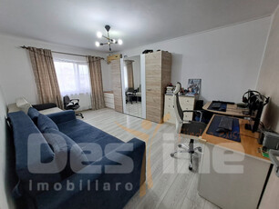 Apartament 3 camere Decomandat