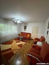 Apartament 3 Camere Etaj 1 Zona Judetean - Martirilor