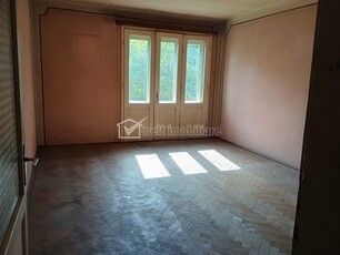 Apartament cu 3 camere zona Horea