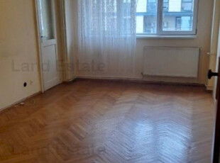 Apartament cu 4 camere | Centrala Proprie | Bd Dacia - Calea