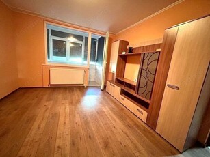 De vanzare 3 camere , 69000 euro , renovat