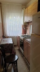 Persoana fizica vand apartament cu doua camere