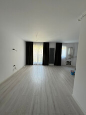 SUB PRETUL PIETEI! Apartament 3 camere 72mp utli