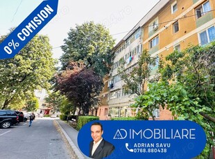 Vânzare apartament 2 camere , zona Colegiul Național Spiru Haret