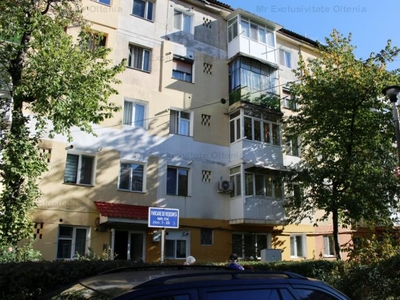 APARTAMENT DE VÂNZARE