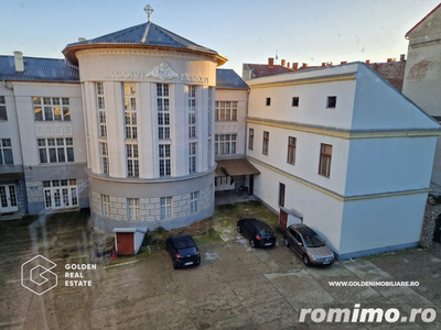 Apartament o camera, 70 mp, ultracentral, cladirea Catedralei Catolice