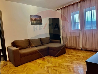 Apartament 2 camere inchiriere in bloc de apartamente Brasov, Vlahuta