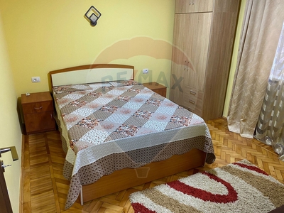Apartament 2 camere inchiriere in bloc de apartamente Suceava, Central