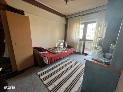 Apartament 3 camere de vanzare Pacurari