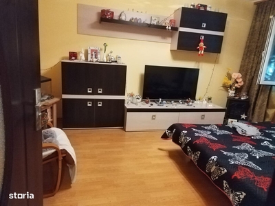 Apartament 3 camere decomandat Icil