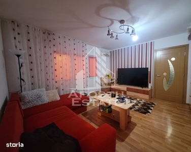 Apartament cu 2 camere, 2 balcoane, centrala proprie , zona Aradului