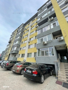 Apartament cu 2 camere decomandat | Statia de Metrou la 400 m